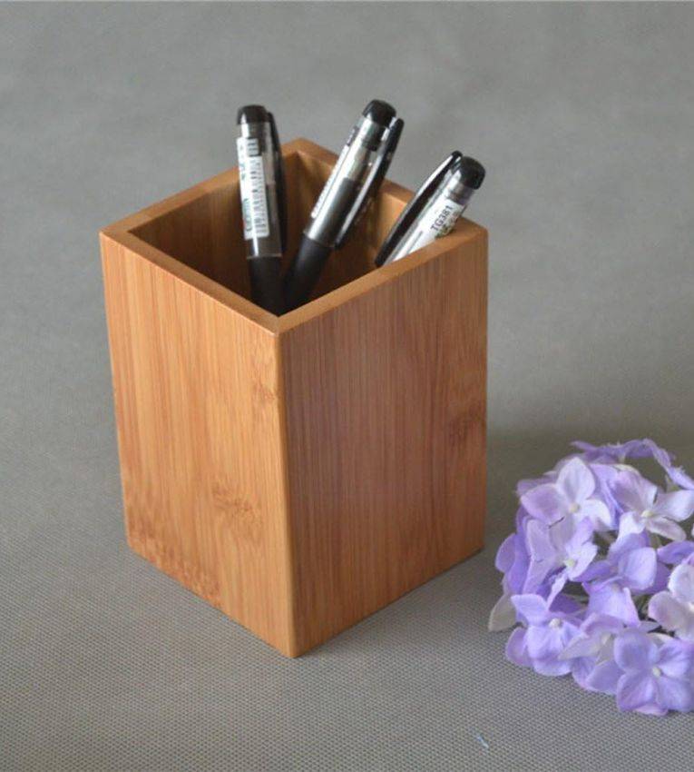 Porte-Stylo en Bois Naturel, Organisateur Bureau Écologique et Élégant.